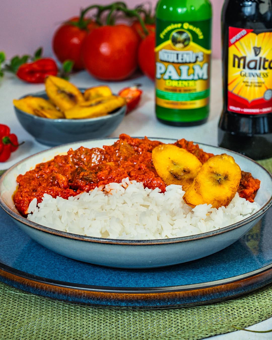 White rice mit Stew und Plantain (10 Portionen) - Fertiggericht