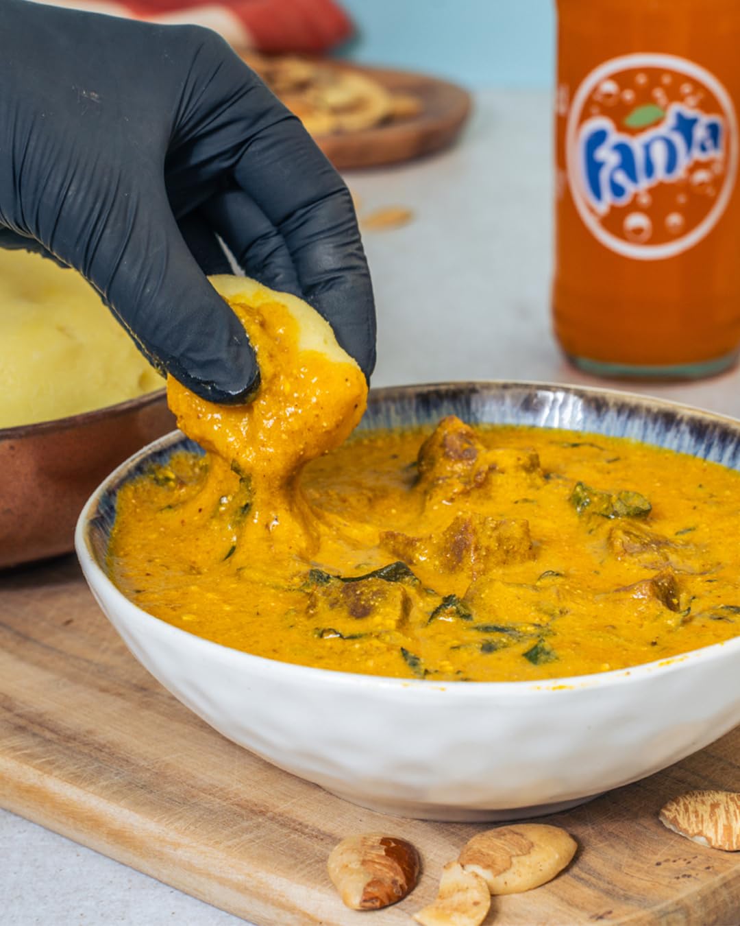 Ogbono Soup mit Fufu (10 Portionen) - Fertiggericht
