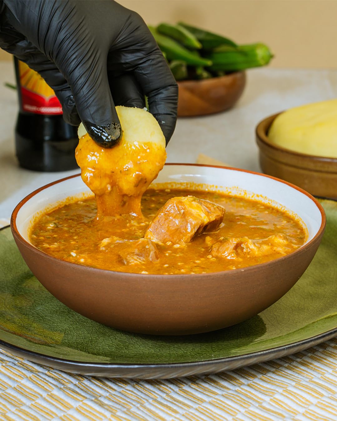 Okra Soup mit Fufu (10 Portionen) - Fertiggericht