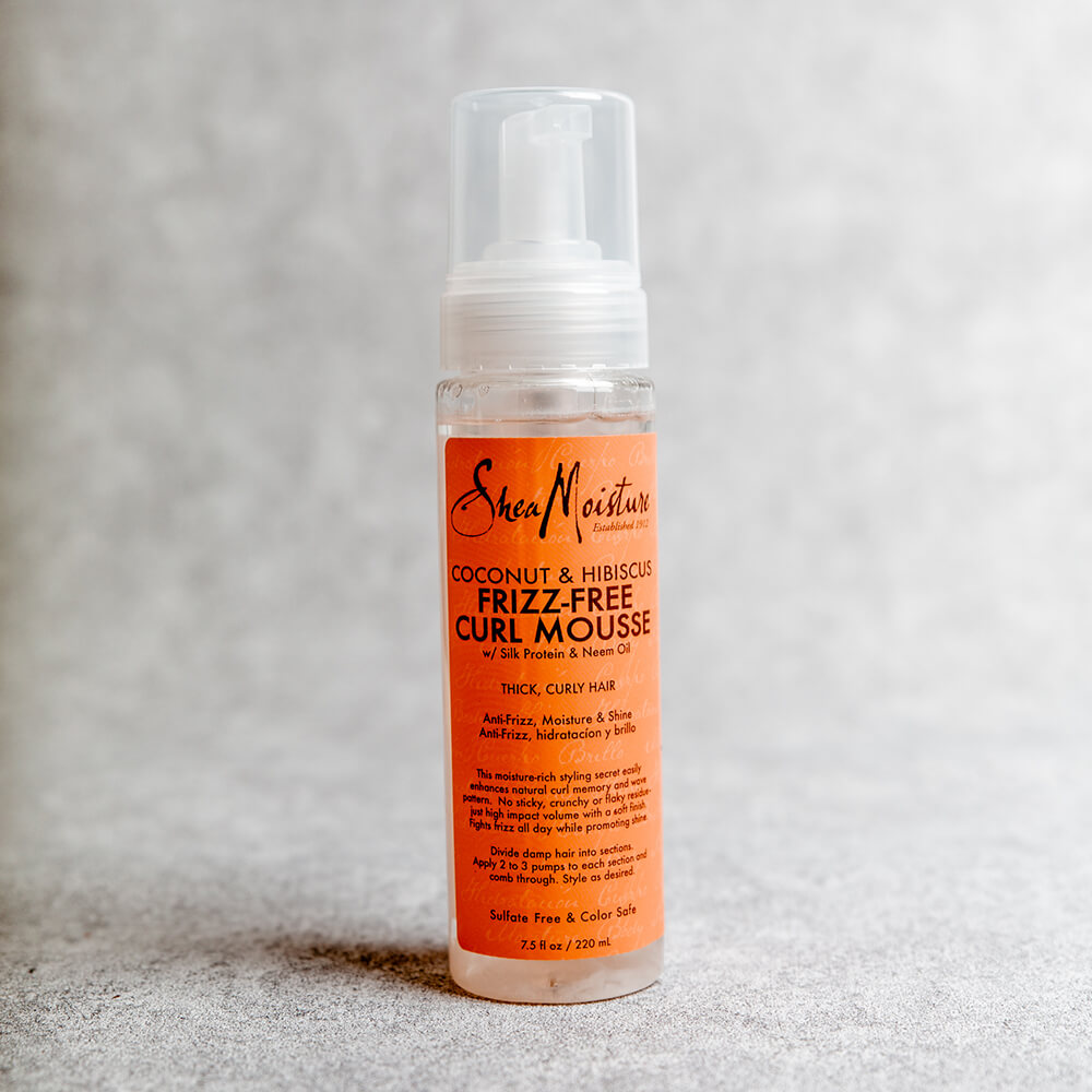 Shea Moisture - Coconut & Hibiscus Frizz-Free Curl Moussee